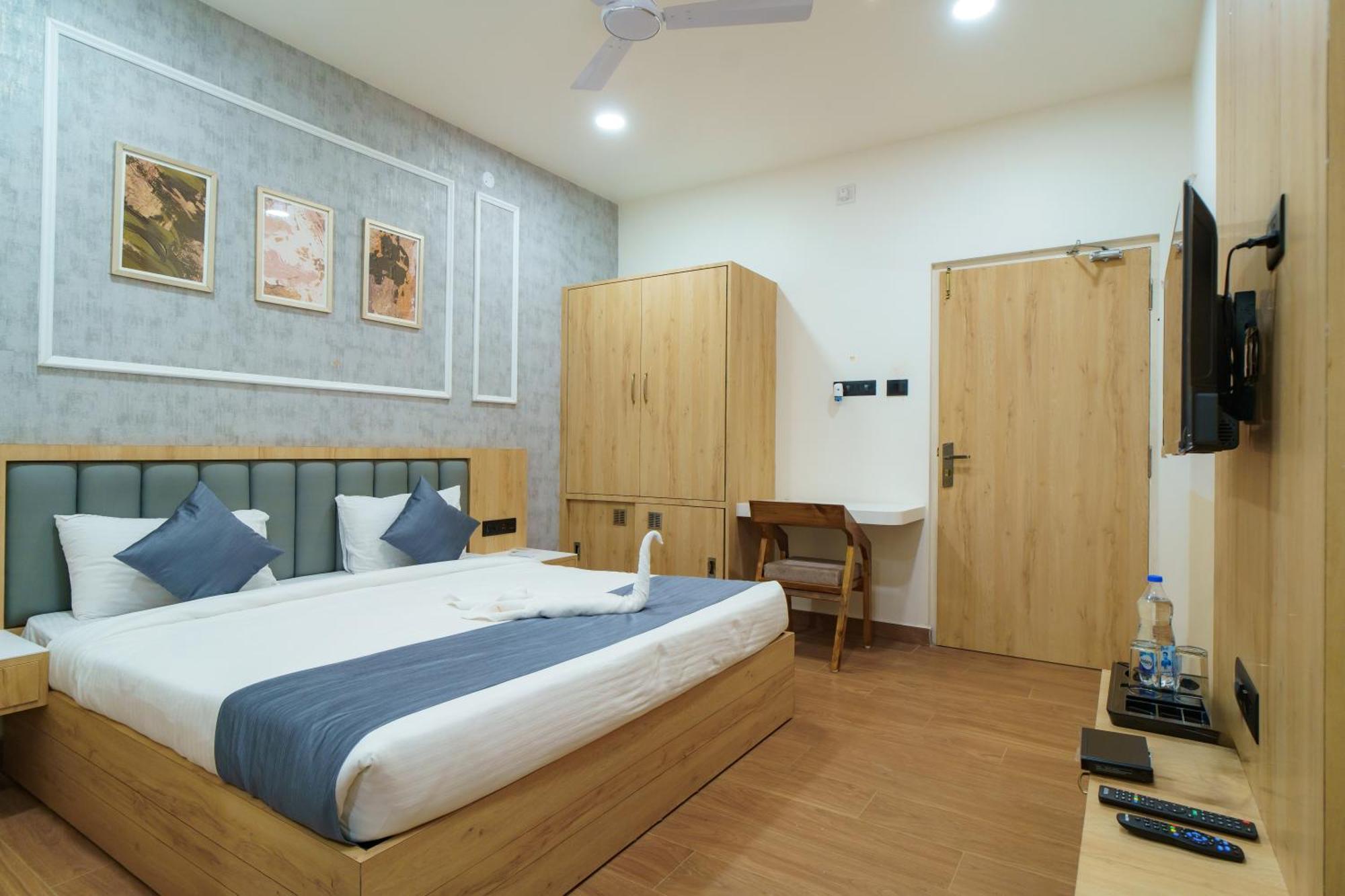 Satyabhama Inn Pathara Zewnętrze zdjęcie