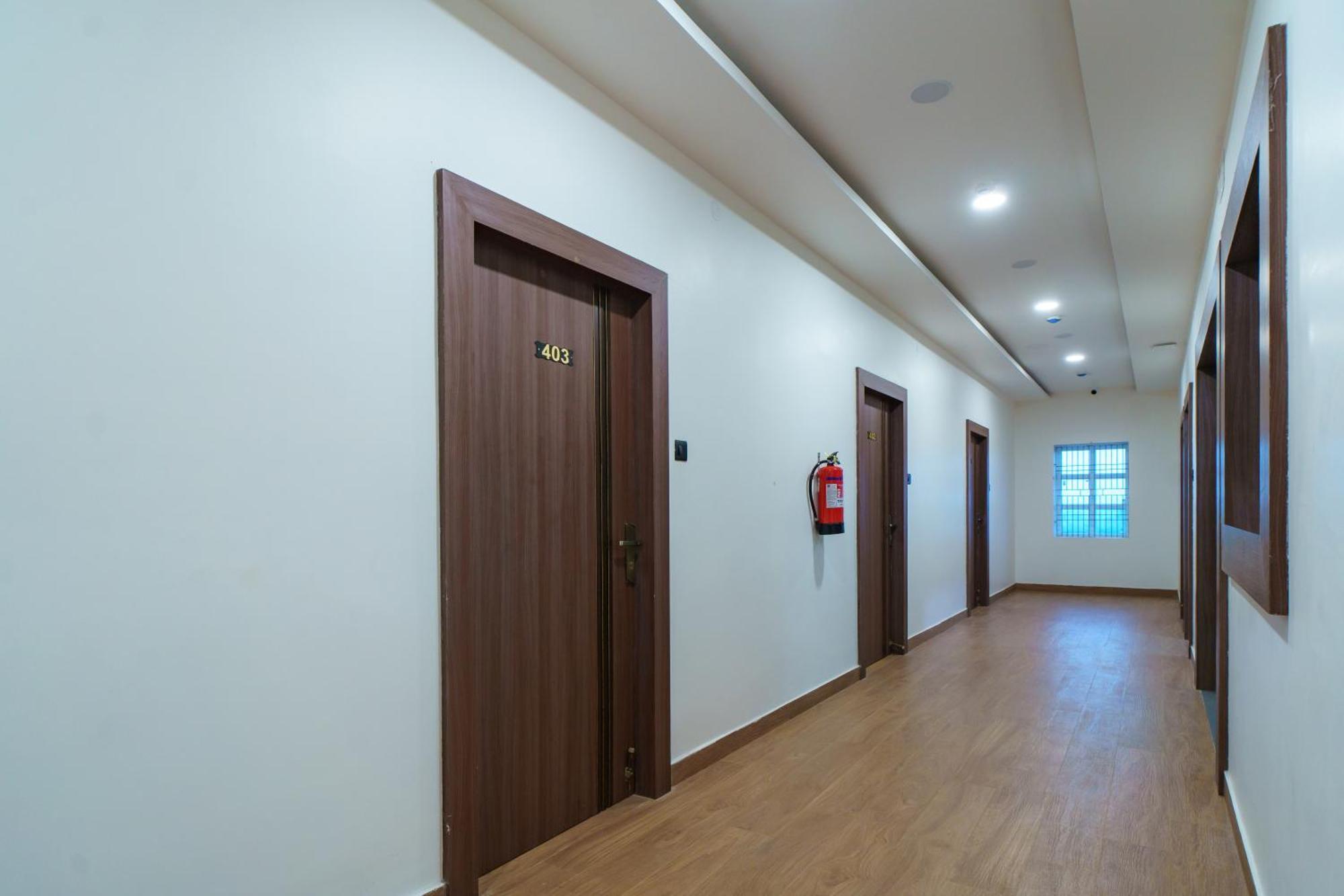 Satyabhama Inn Pathara Zewnętrze zdjęcie